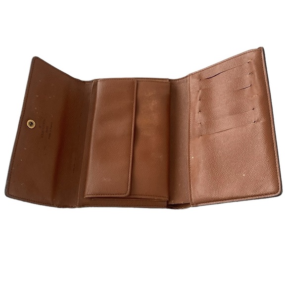 Louis Vuitton Monogram Vintage Wallet - Worn Condition - Picture 5 of 13